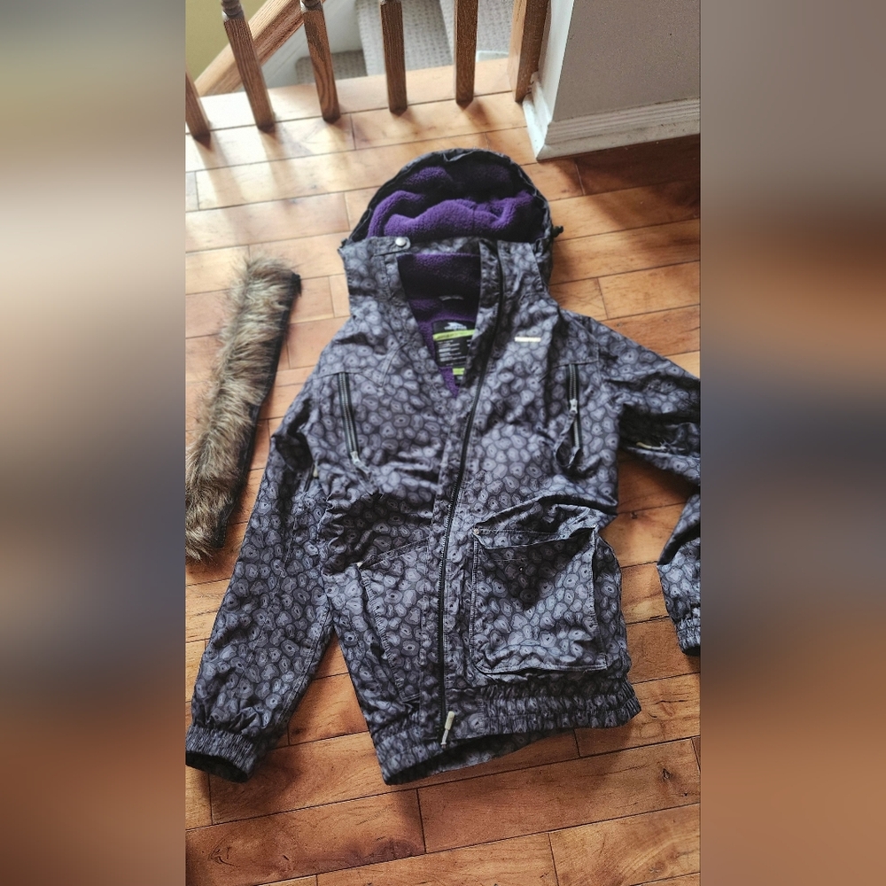 Snowboarder coat